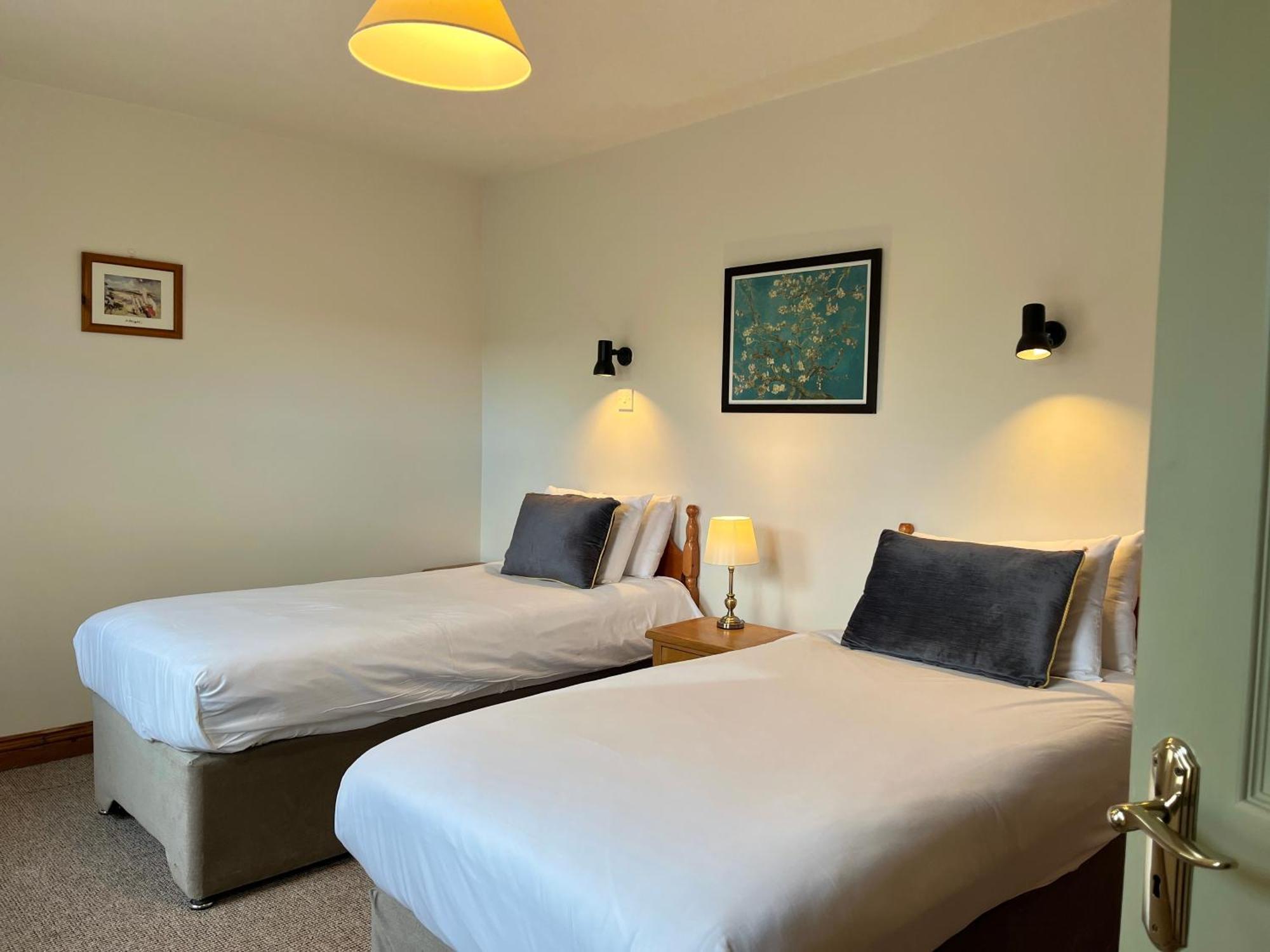 Atlantic View Cottages Doolin Extérieur photo